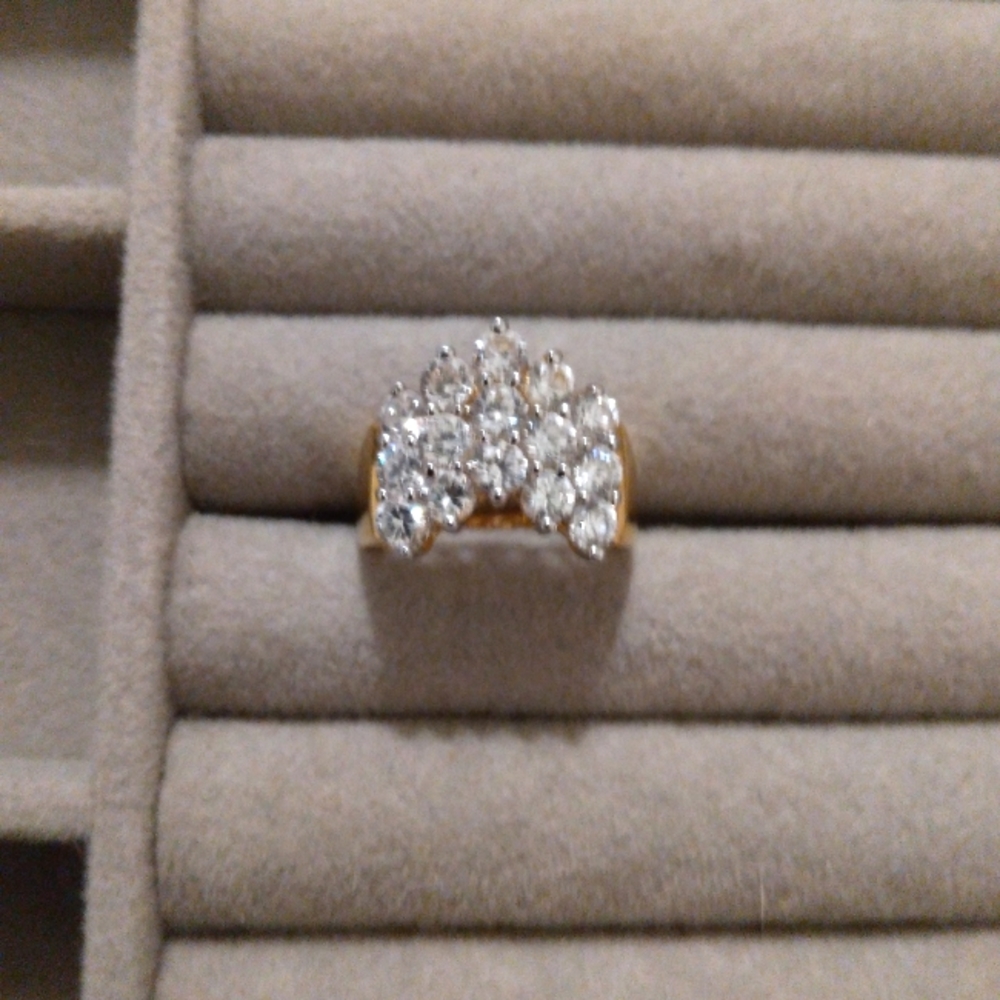 Womens ring Size 5